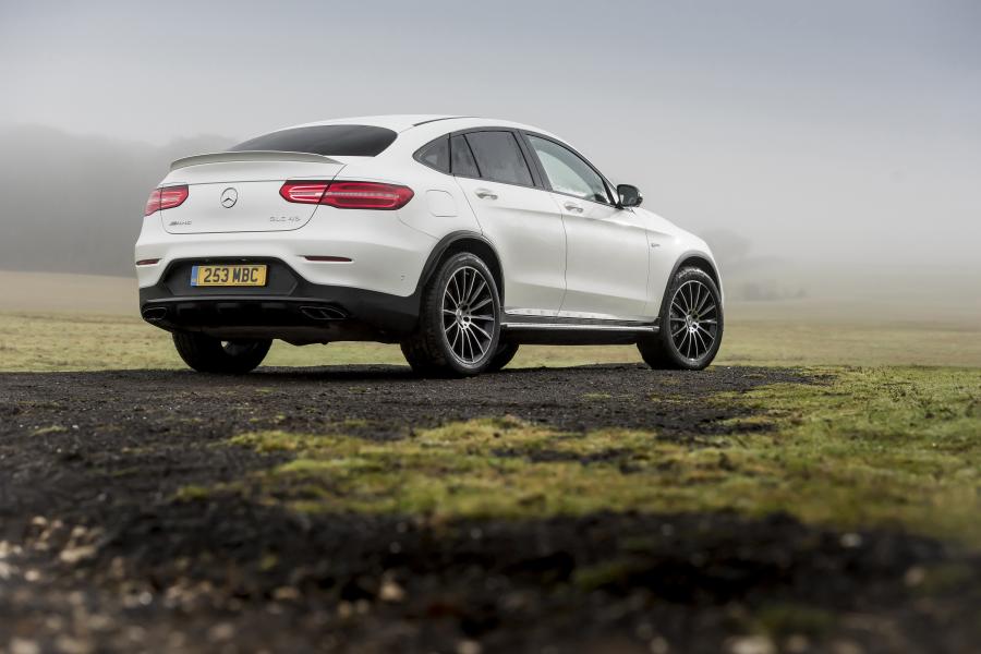  Mercedes-AMG GLC43 4Matic Coupe 2017 года  (UK) (фото 25 из 40)